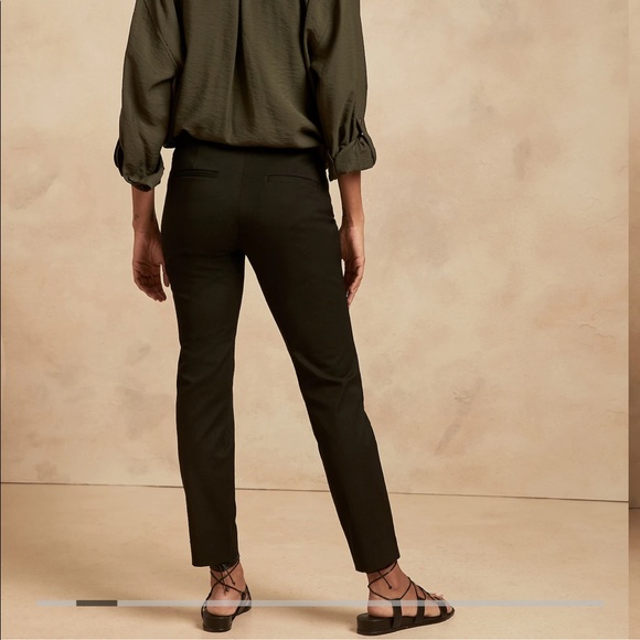 Banana Republic Women’s “Sloan” Comfort Stretch Slim Ankle Pant - Picture 3 of 8